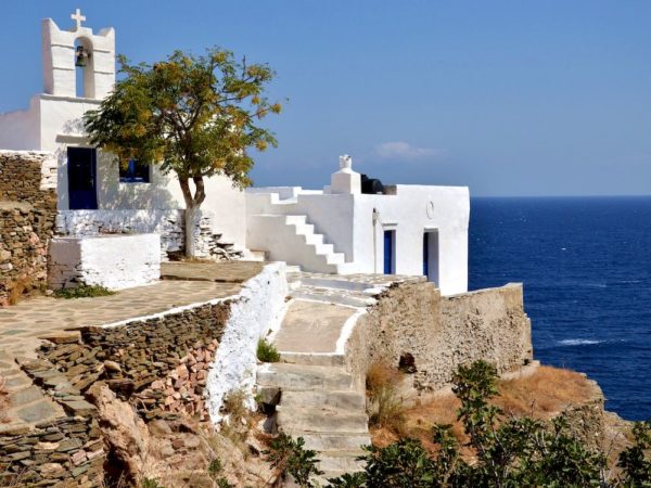 Randonnée en Grèce, Cyclades, Sifnos, église de Metamorfosi tou Sotiros