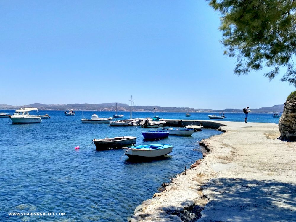 Randonnée en Grèce, Cyclades, Milos, village d'Adamas