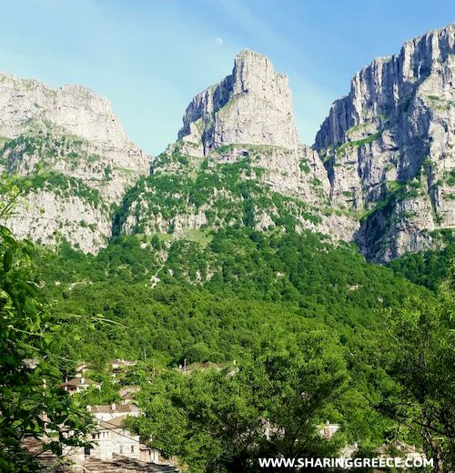 Randonnée en Épire, village de Papigo Circuit de randonnée Épire Météores et Corfou : les tours d'Astraka