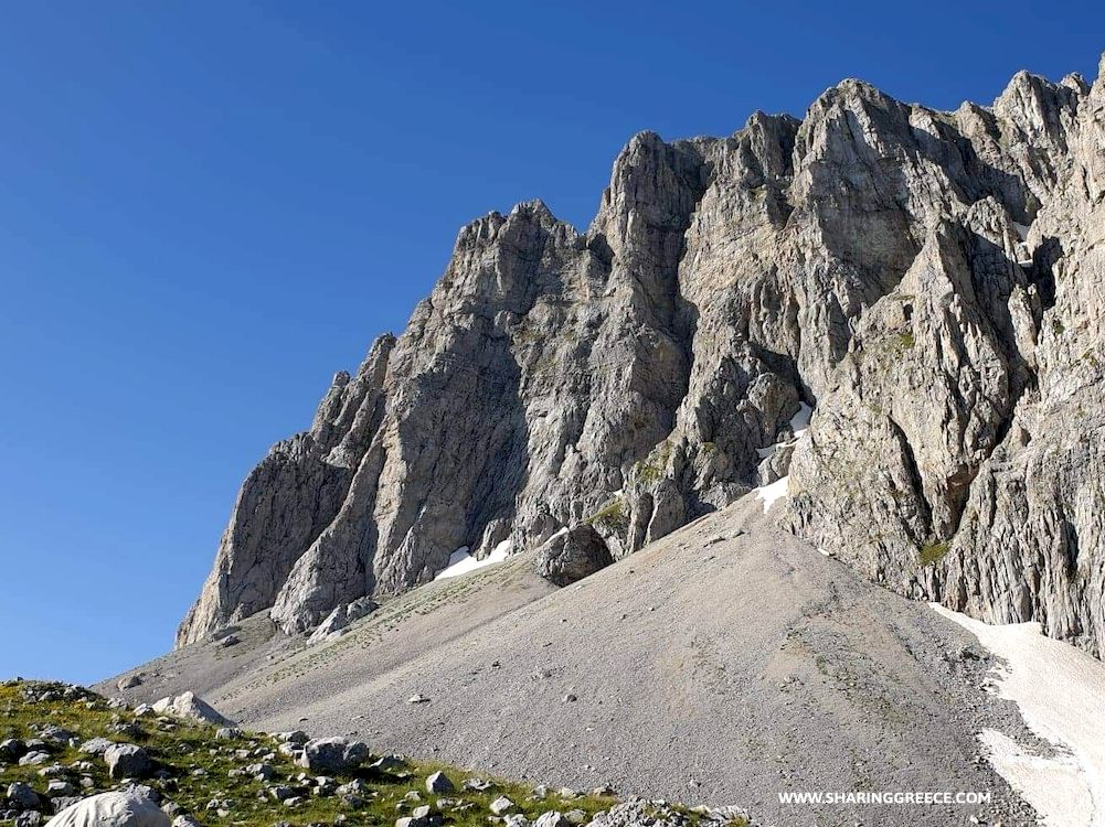 Randonnée sur le plateau du Mont Timfi en Épire en Grèce Continentale